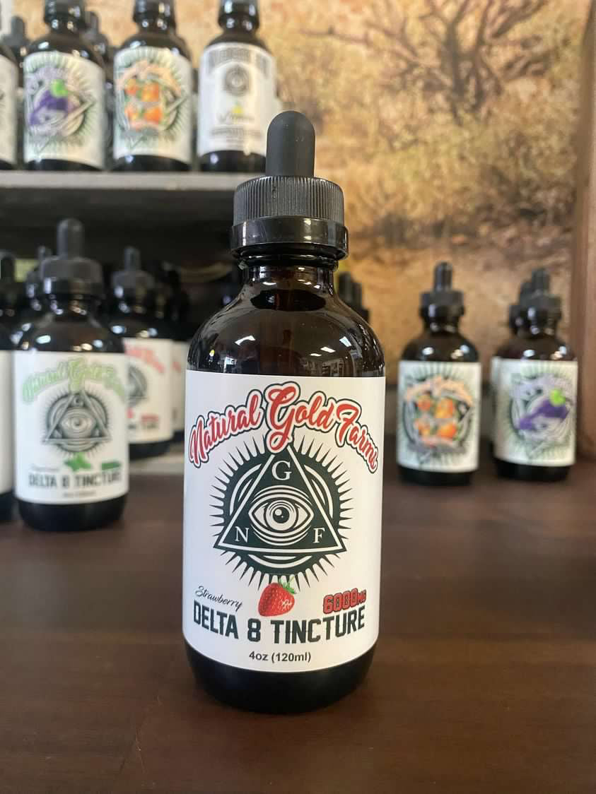 Natural Gold Farms Tincture Strawberry 6000mg Full Spectrum DELTA8